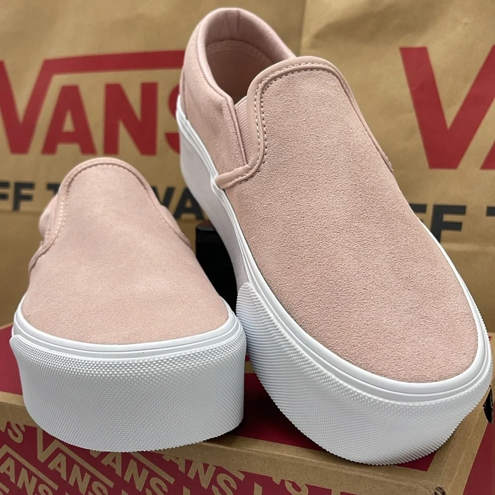 Vans WMNS Platform Sneakers Classic Slip-On Stackform Mono Embroidery Rose Smoke